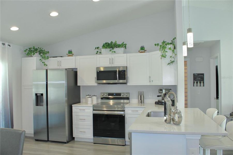 Furnished interior view inside a new home in , Dunnellon (Image 42).