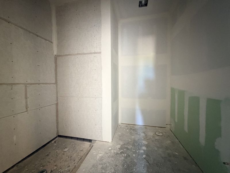 In-progress construction of a new home in Oak Water Ranch, Granbury, TX (Image 22). In-progress construction of a new home in Oak Water Ranch, Granbury, TX (Image 22).