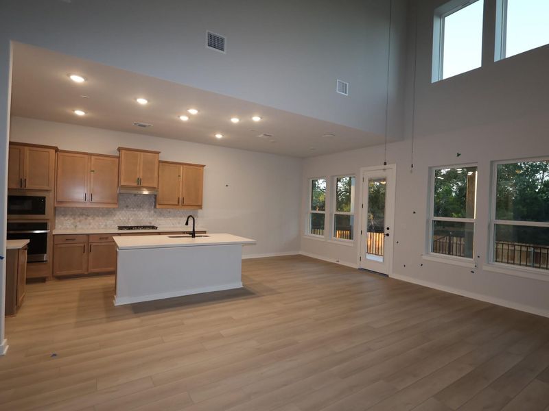 Image 33 of a home in Edgewood.