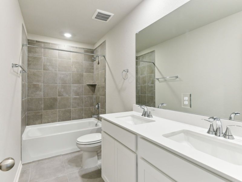 Guest bathroom in the Matador floorplan at a Meritage Homes community.