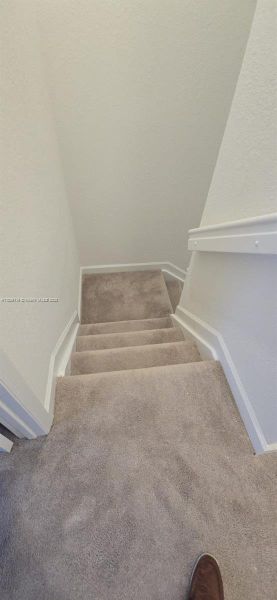 Spacious, unfurnished interior of a new home in Le Jardine, Florida City (Image 12).