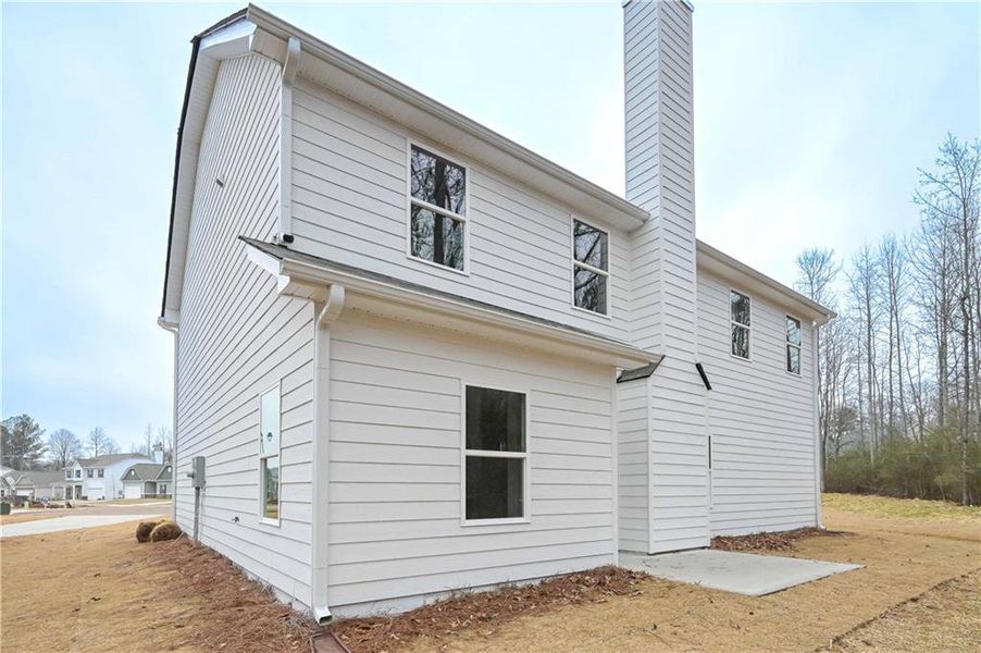 Exterior details and patio area of a home in , Villa Rica (Image 4).