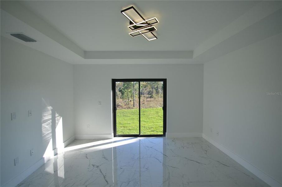 Spacious, unfurnished interior of a new home in , Lehigh Acres (Image 40).