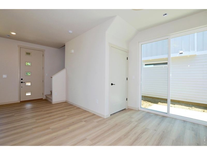 Spacious, unfurnished interior of a new home in , Berthoud (Image 28).