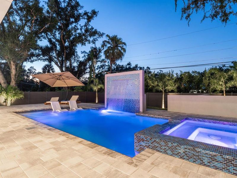 Community amenities in , Sarasota (Image 28). Community amenities in , Sarasota (Image 28).