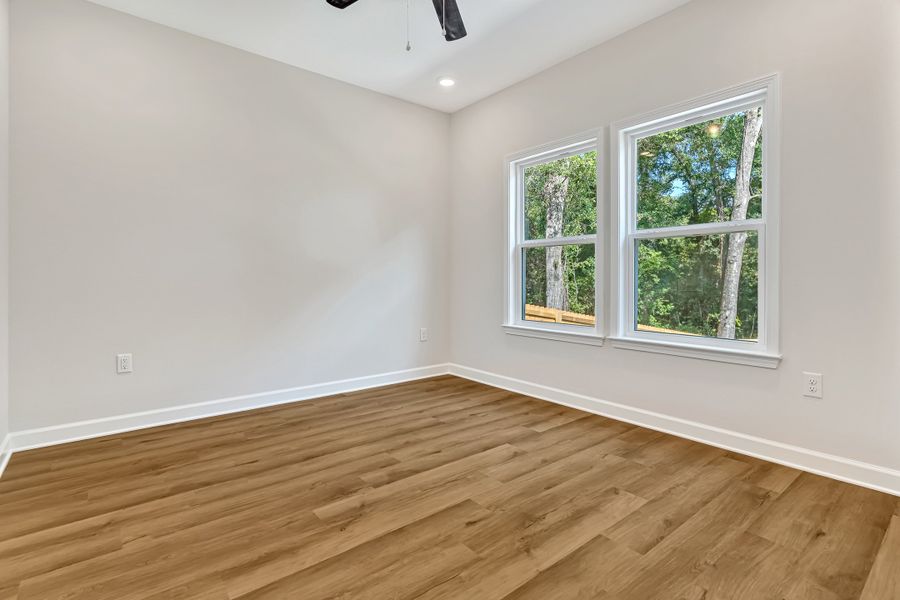 Spacious, unfurnished interior of a new home in , Crestview (Image 31).