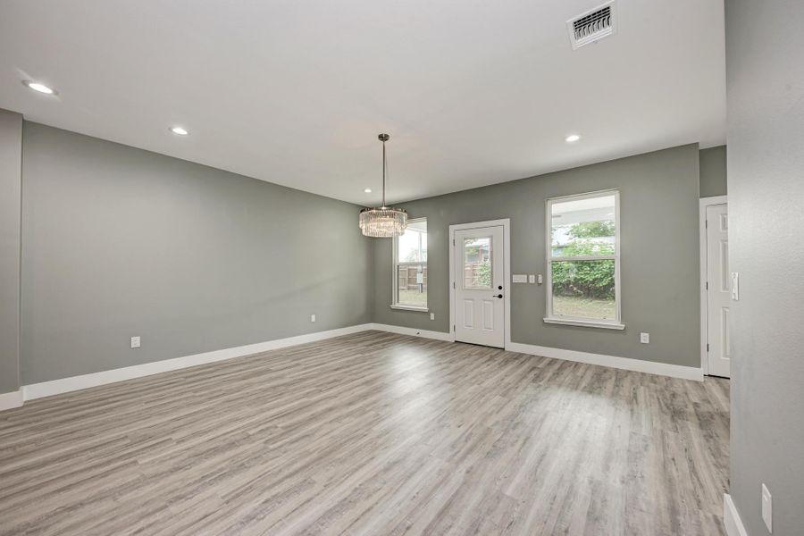 Spacious, unfurnished interior of a new home in , Paige (Image 35).