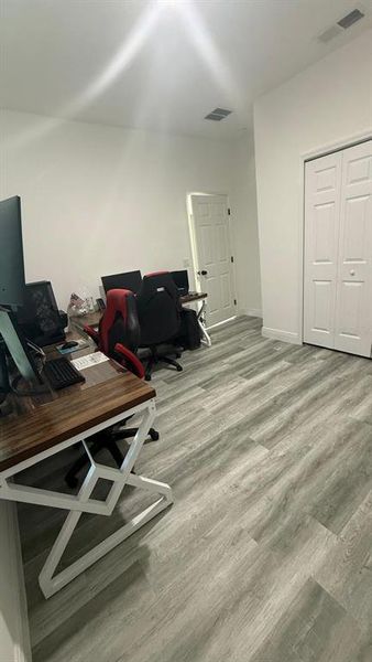 Furnished interior view inside a new home in , Ocala (Image 11).