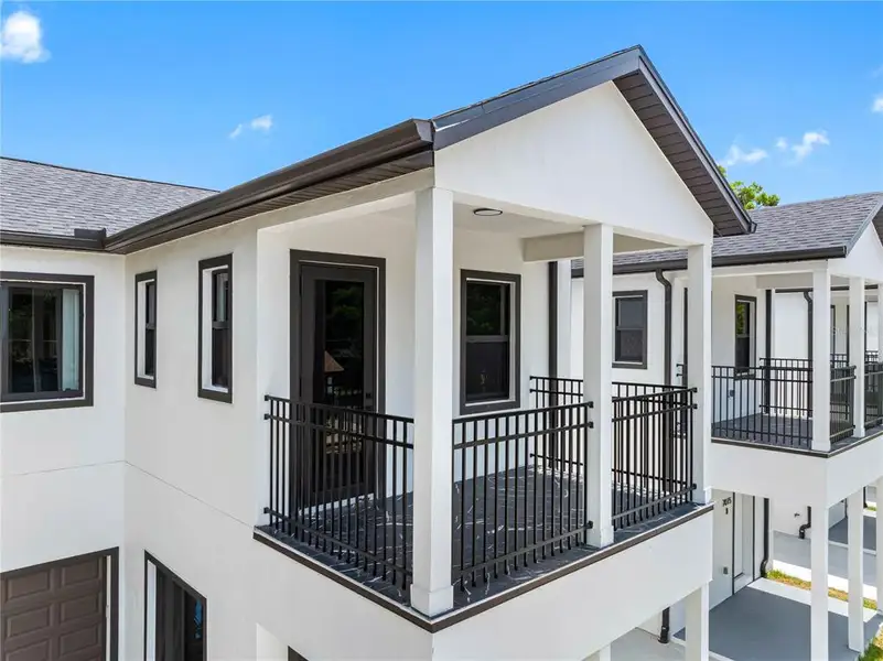 Exterior details and patio area of a home in , Tampa (Image 3).