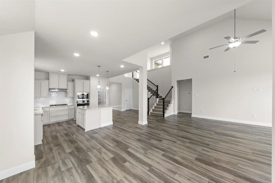 9_10. 937 Joy Mill - Dining (2)