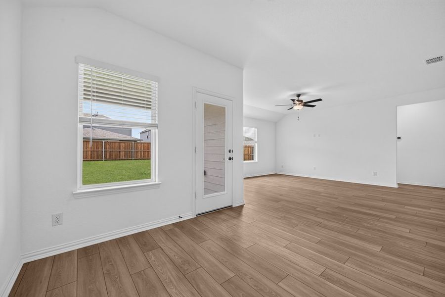 Spacious, unfurnished interior of a new home in River Ridge, Crandall (Image 20).