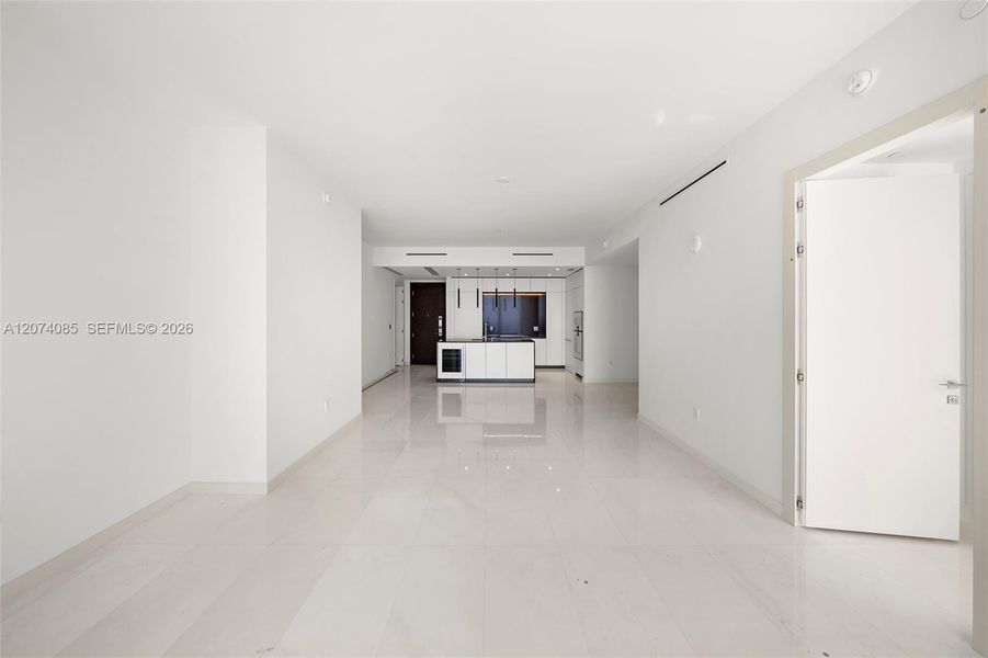 Spacious, unfurnished interior of a new home in , Miami (Image 16).