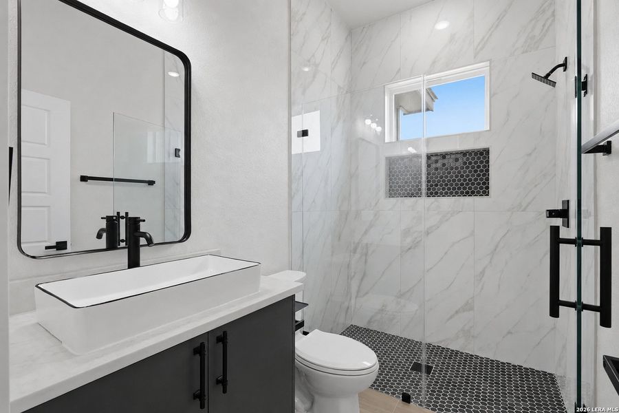 Furnished interior view inside a new home in , La Vernia (Image 5).