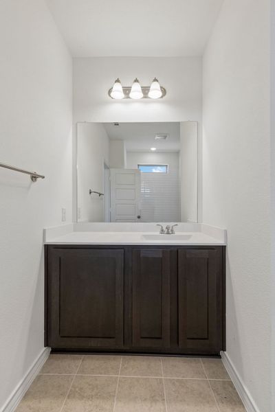 Furnished interior view inside a new home in Eagle Cove, Denton (Image 14).