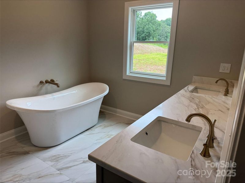 Image 11 of a home in .