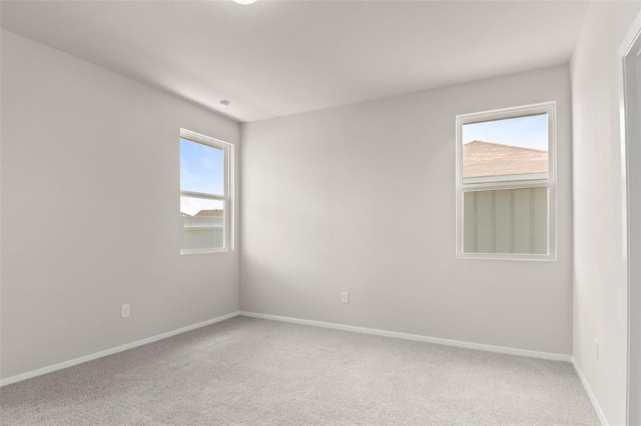 Spacious, unfurnished interior of a new home in Casetta Ranch, Kyle (Image 20).