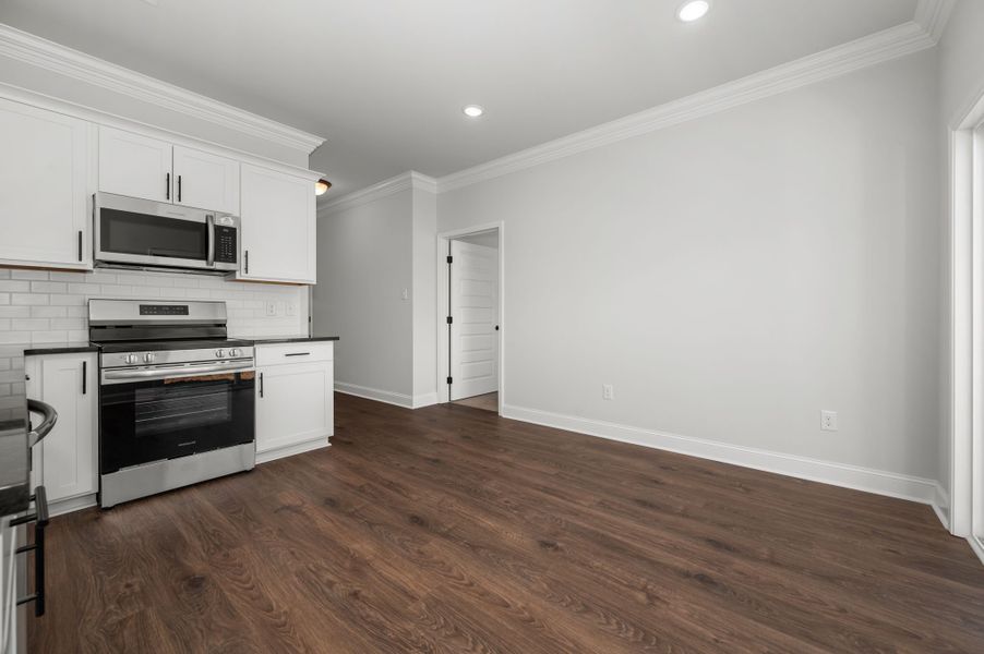 Spacious, unfurnished interior of a new home in Saddlebrook, Murfreesboro (Image 48). Spacious, unfurnished interior of a new home in Saddlebrook, Murfreesboro (Image 48).