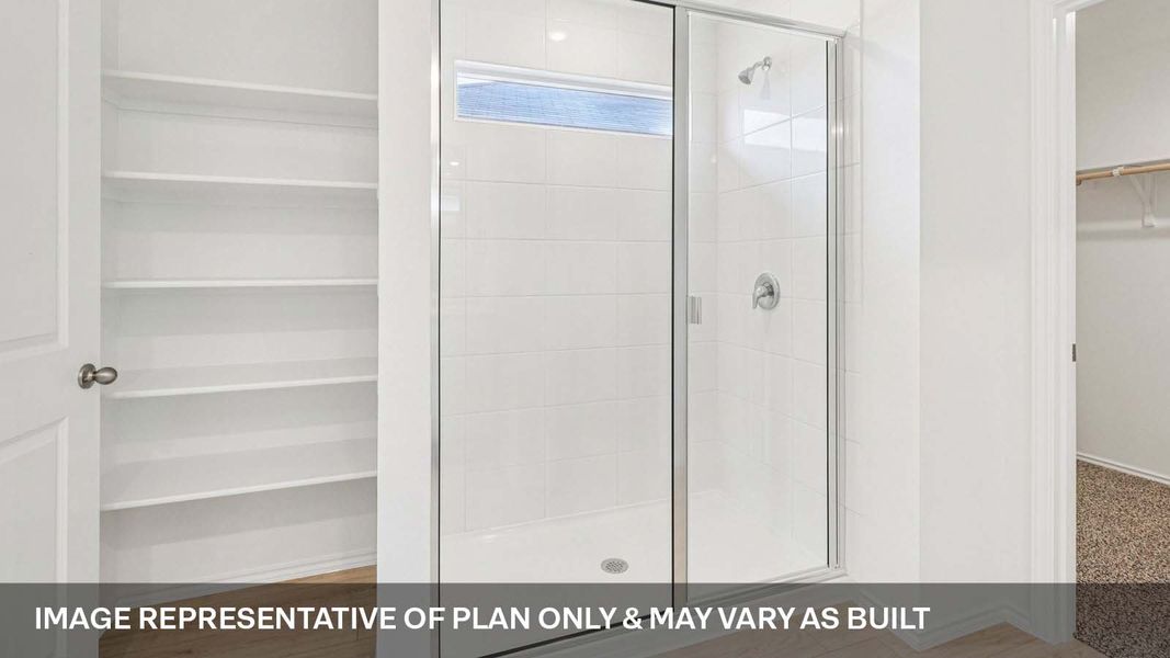 Representative interior finishes for a home built from the The Easton by D.R. Horton in Valverde, Bastrop (Image 8).