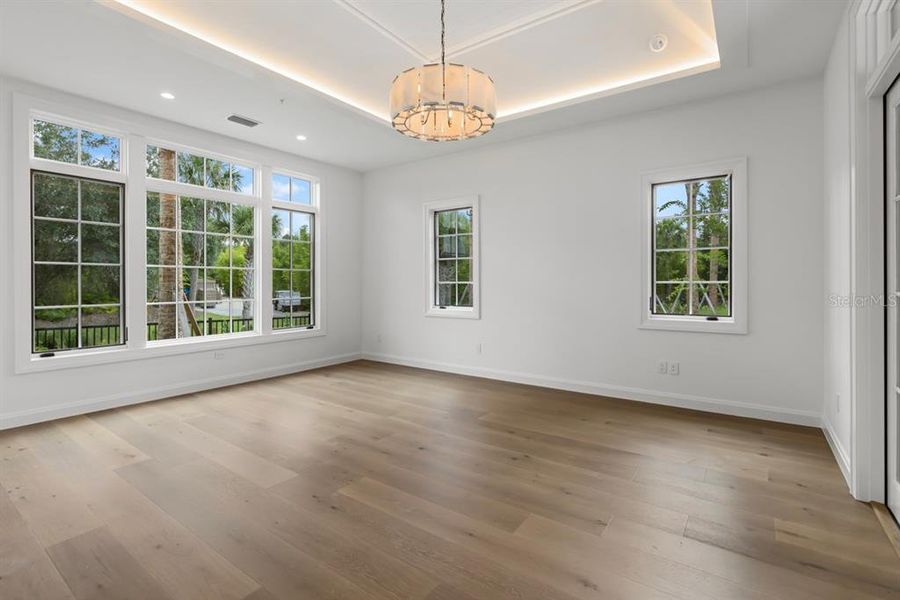 Spacious, unfurnished interior of a new home in , Orlando (Image 53).