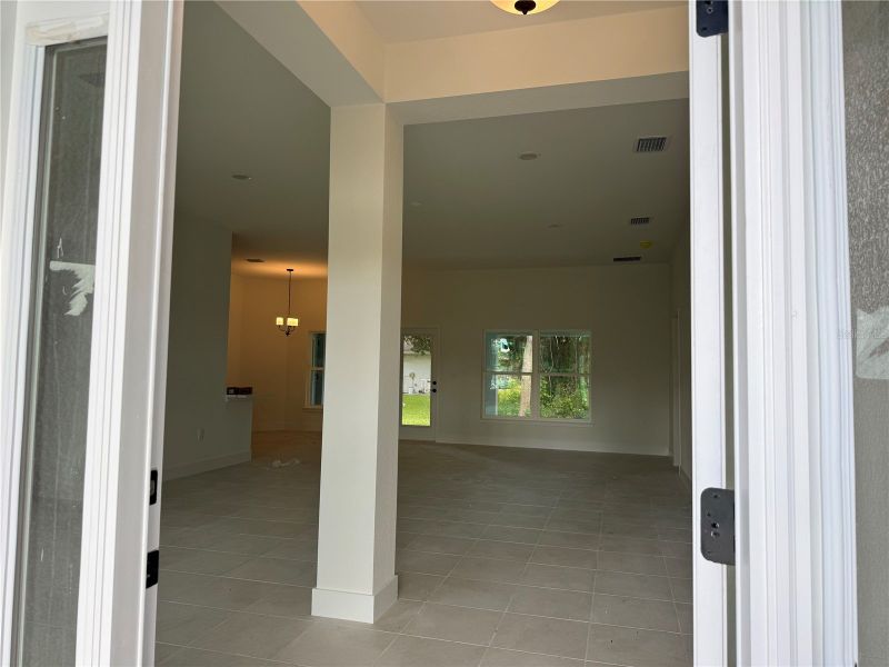 Image 10 of a home in North Port.