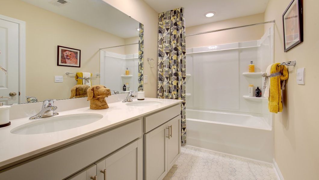 Furnished interior view inside a new home in Valleywood Farms, Waynesville (Image 30).