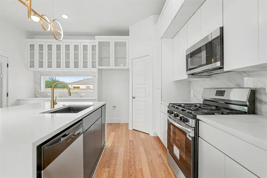 Furnished interior view inside a new home in , Dallas (Image 9). Furnished interior view inside a new home in , Dallas (Image 9).