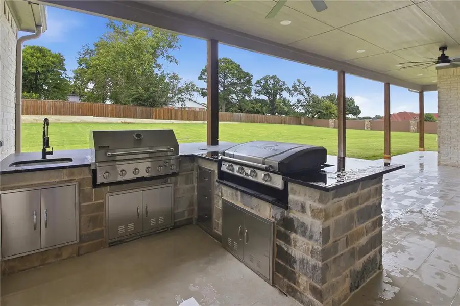Exterior details and patio area of a home in , Mansfield (Image 3).