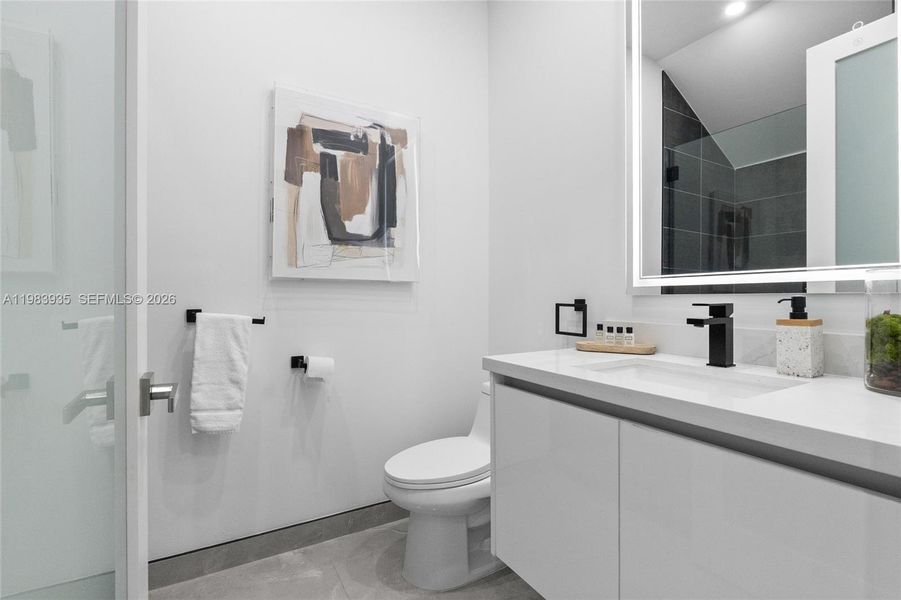 Furnished interior view inside a new home in , Fort Lauderdale (Image 30).