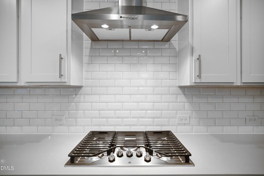 SUN_Stoneriver_Pic_Waterbury_Kitchen_5of