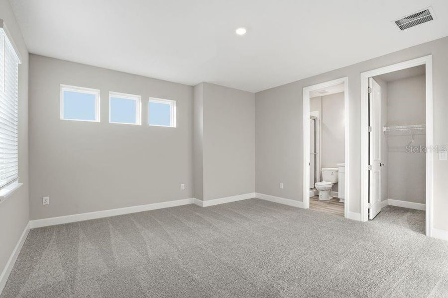 Spacious, unfurnished interior of a new home in Palms at Coasterra, Palmetto (Image 28).