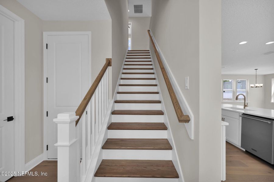 Spacious, unfurnished interior of a new home in Seabrook Village at Nocatee, Ponte Vedra (Image 34).