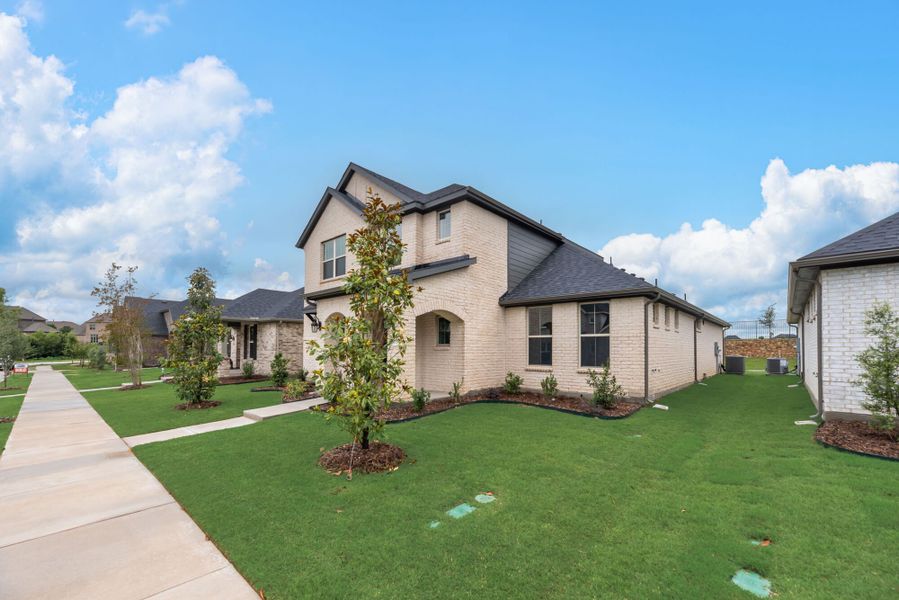 The Granbury - Old World with Stone Elevation
