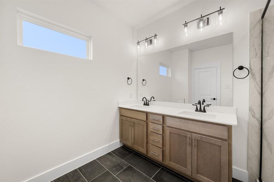 8852 Enclave- Priamry Suite-2