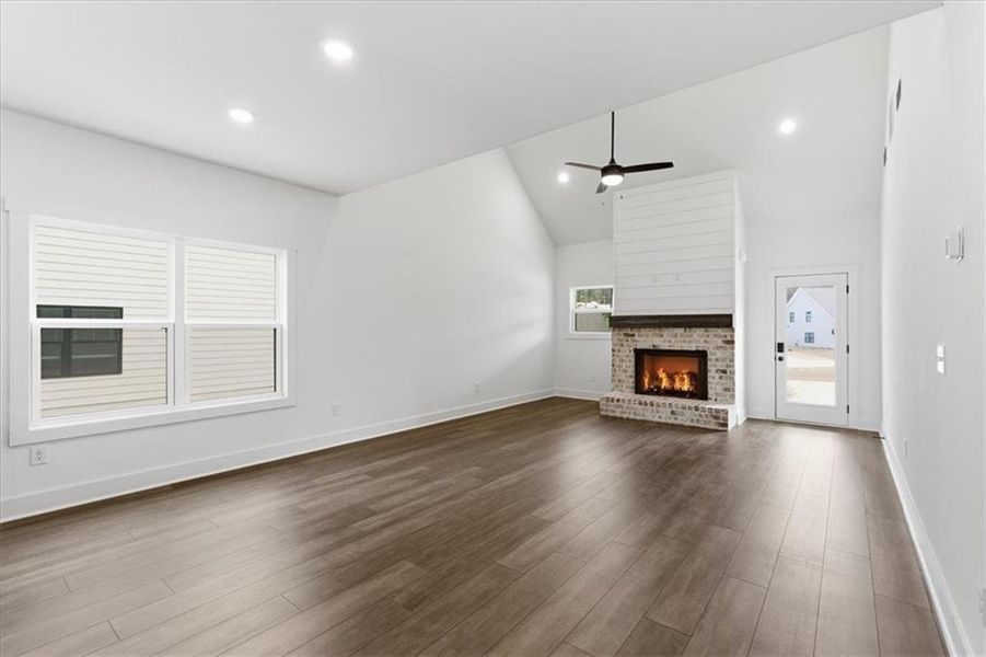 Spacious, unfurnished interior of a new home in Ferguson Corners, Emerson (Image 27).