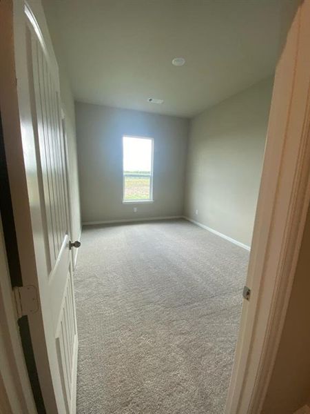Spacious, unfurnished interior of a new home in Clear Sky Addition, Valley View (Image 12). Spacious, unfurnished interior of a new home in Clear Sky Addition, Valley View (Image 12).