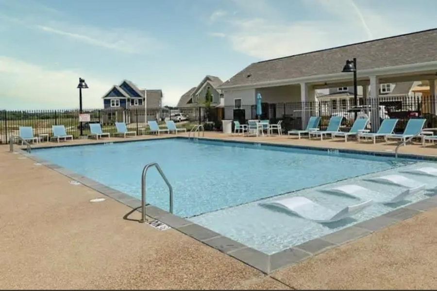 Image 23 of a home in Myers Park.