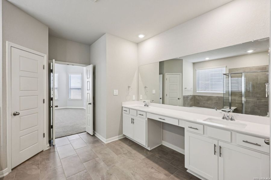 Furnished interior view inside a new home in Fox Falls, Boerne (Image 13).