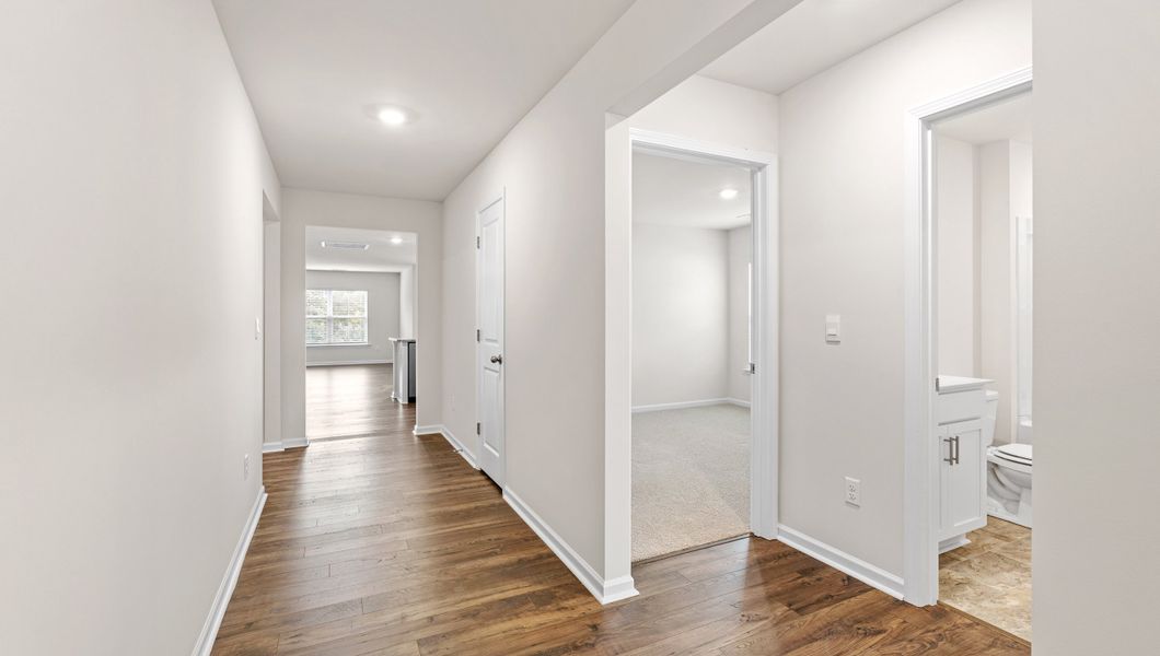 Spacious, unfurnished interior of a new home in Treemont Commons, Wellford (Image 13).