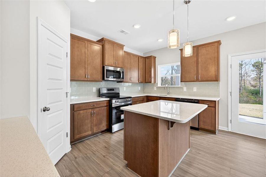 Furnished interior view inside a new home in Garrett Preserve, Douglasville (Image 15).