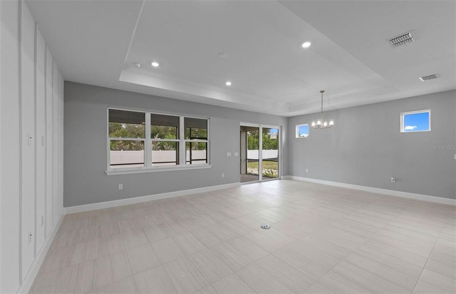Spacious, unfurnished interior of a new home in Shores at Stillwater, Englewood (Image 20).