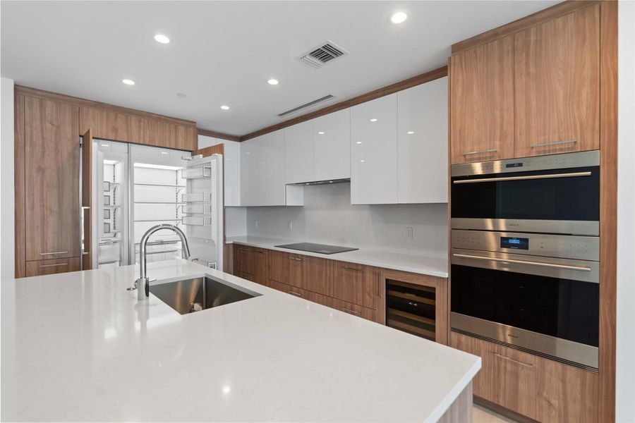 Furnished interior view inside a new home in , Fort Lauderdale (Image 15).