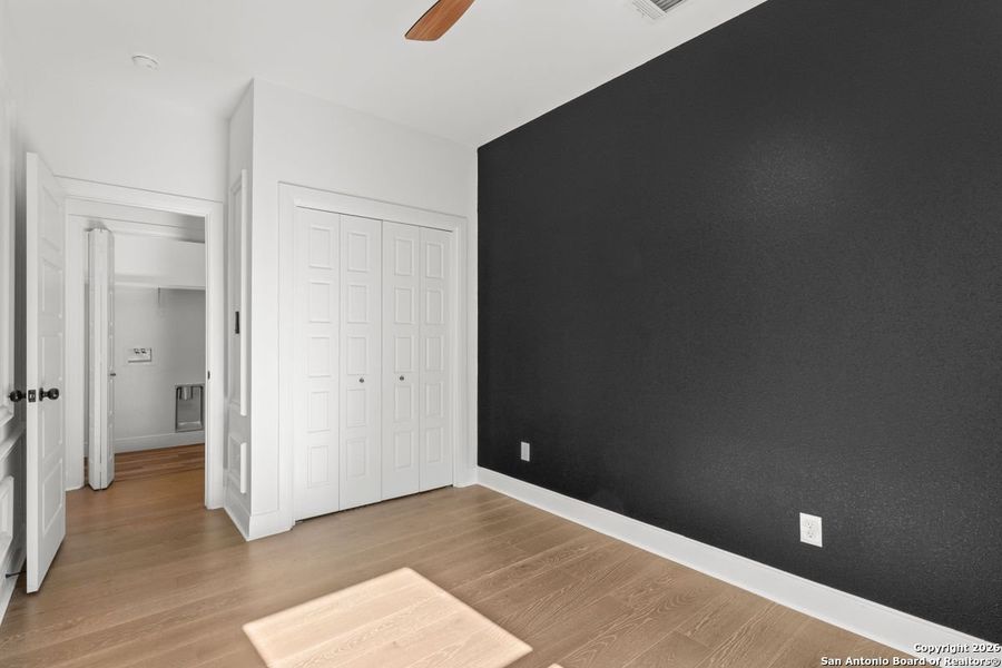 Spacious, unfurnished interior of a new home in , San Antonio (Image 20).