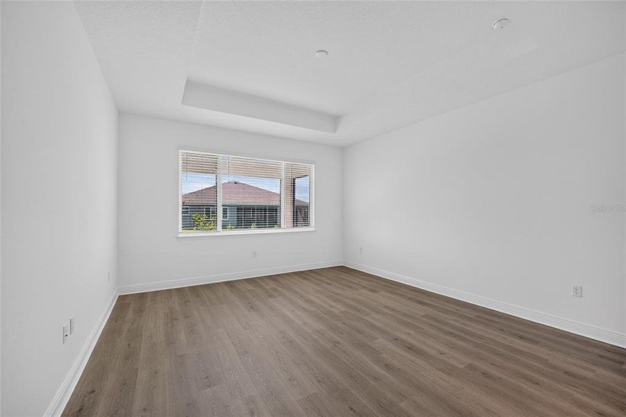Spacious, unfurnished interior of a new home in , Ocala (Image 40).