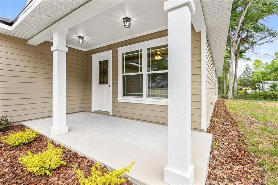 Exterior details and patio area of a home in , Trenton (Image 3).