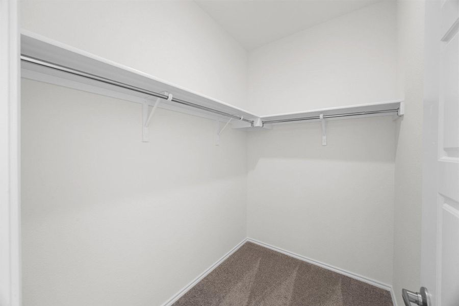 Spacious, unfurnished interior of a new home in Creekside at Estancia, Austin (Image 19).