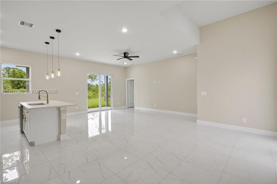 Spacious, unfurnished interior of a new home in , Lehigh Acres (Image 12).