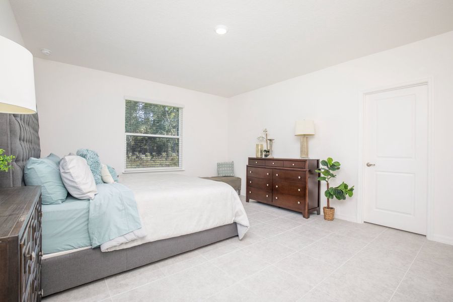 Representative furnished interior of a home built from the Willow by Maronda Homes in Englewood, Englewood (Image 32).