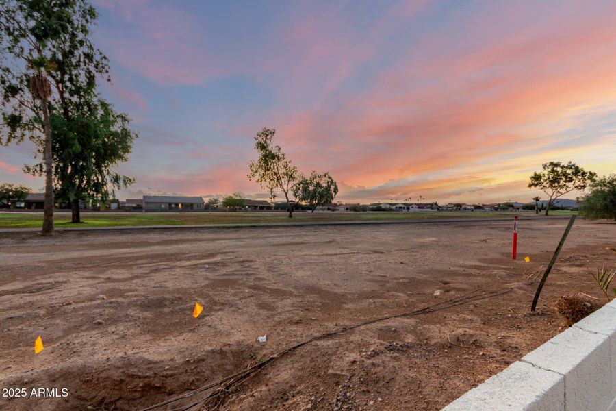 16-Country Club 16-Country Club