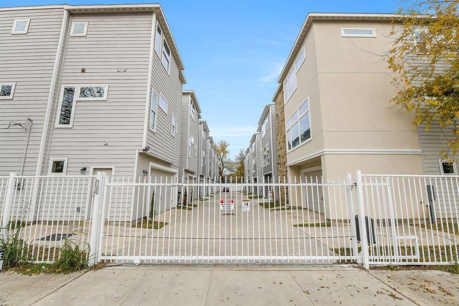 Exterior details and patio area of a home in , Houston (Image 4).
