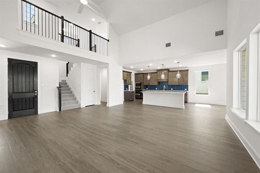 713 Bluestem- Living Room-2 713 Bluestem- Living Room-2